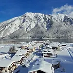 Haus Miksch * ペルティサウ